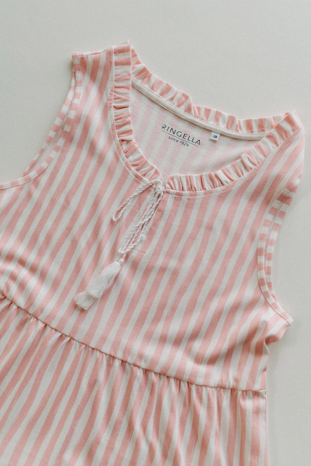 Kleid gestreift im Stufenlook – Rosa/Creme
